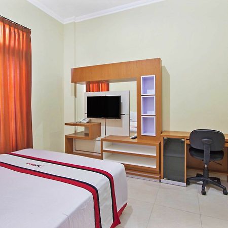 Reddoorz @ Pogung Baru Hotel Kejayan Bagian luar foto